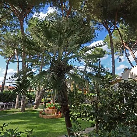 Aziza Vacanze Appartamento Follonica